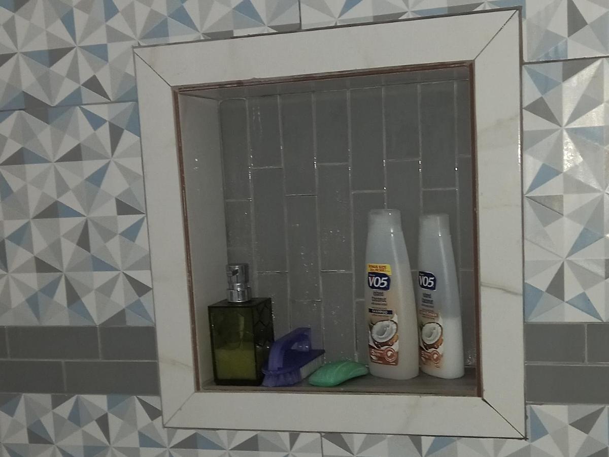 Apartamento Cozy Vacation Retreat With Free Parking Roseau Exterior foto